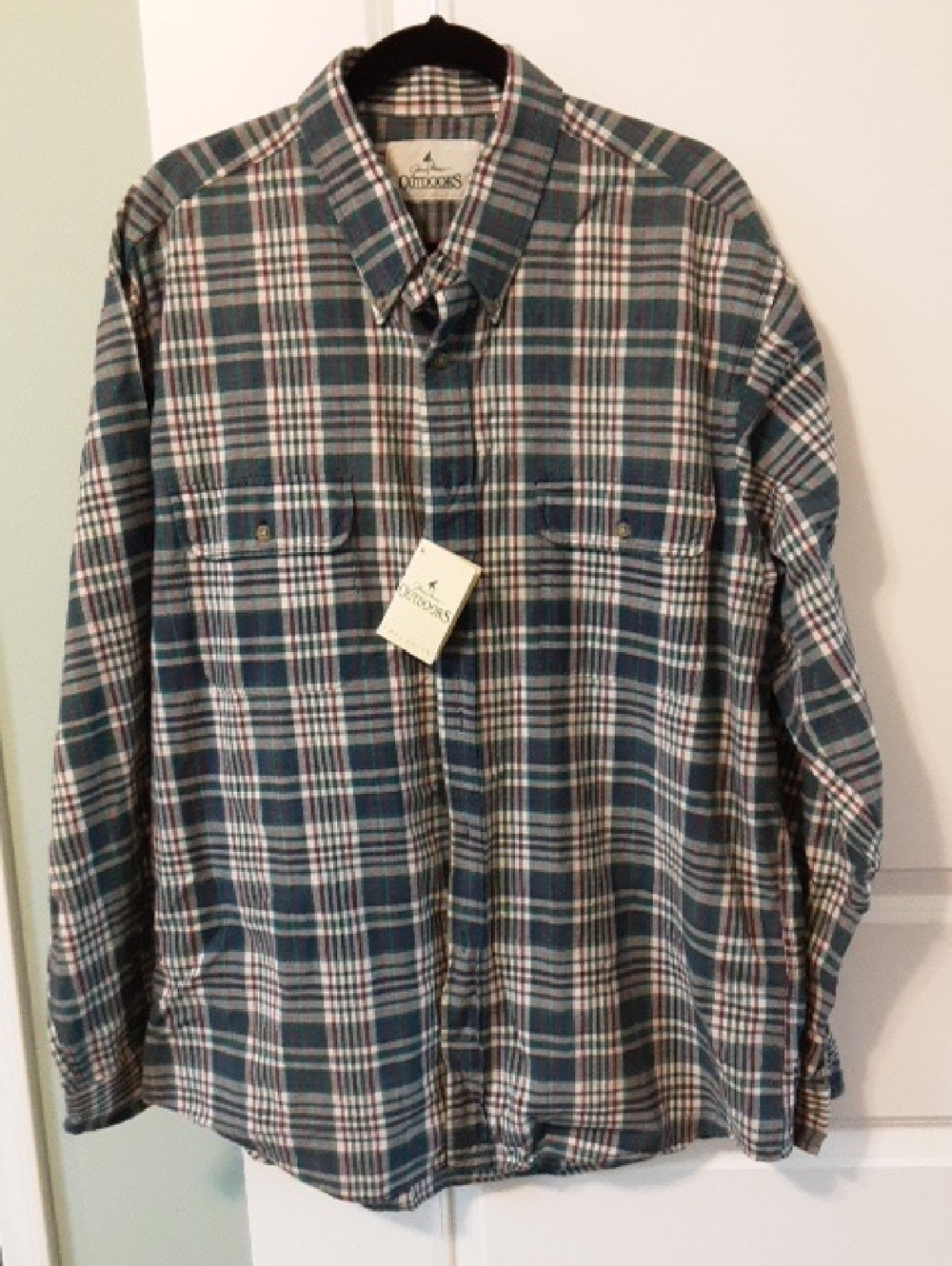 Bass Pro Shops Green Blue Red Plaid Button-Down Shirt